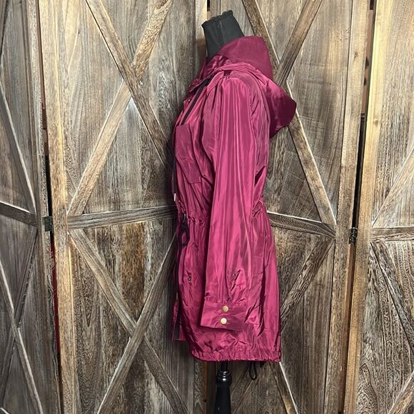 Day to Day rain jacket - Picture 3 of 7